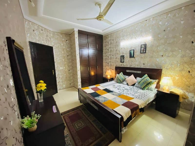 Furnished 1bed flat for Daily or Monthly basis bahria town 4