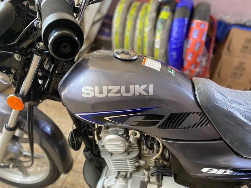 SUZUKI GD 110S  MODEL 2022 REGISTRATION 2023 GENIUN CONDITION 10/8 2