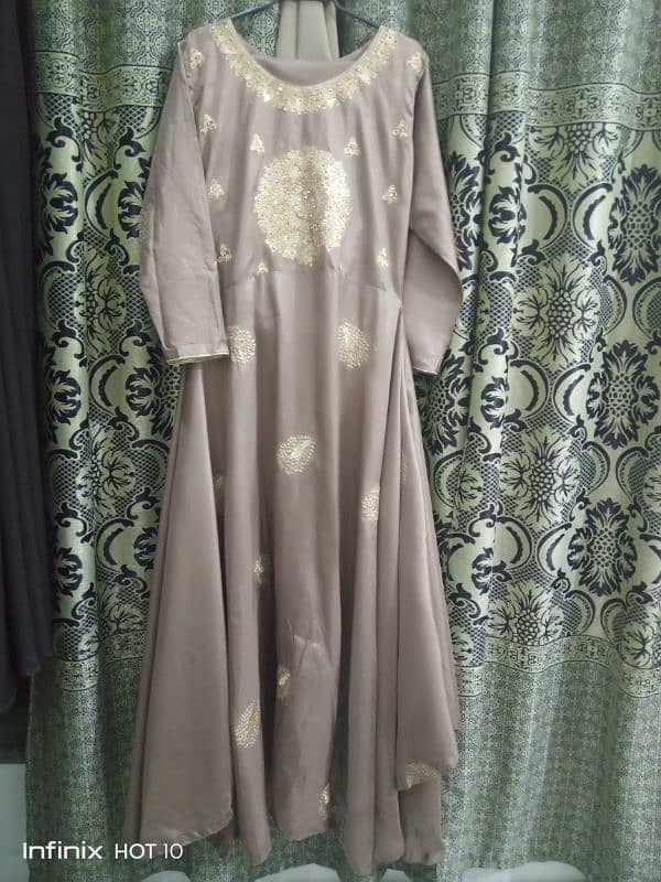 Elegant Silk Dress - Gently Used, Ready to Wear 3