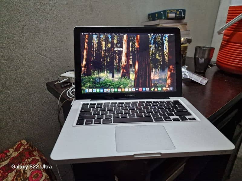 MacBook pro 2012 1