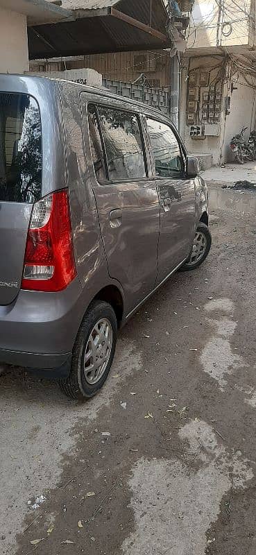 Suzuki Wagon R 2018 3