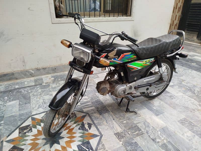 Honda CD 70 2021 8