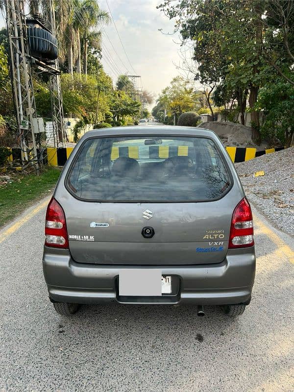 Suzuki Alto 2011 VXR Family Used 3