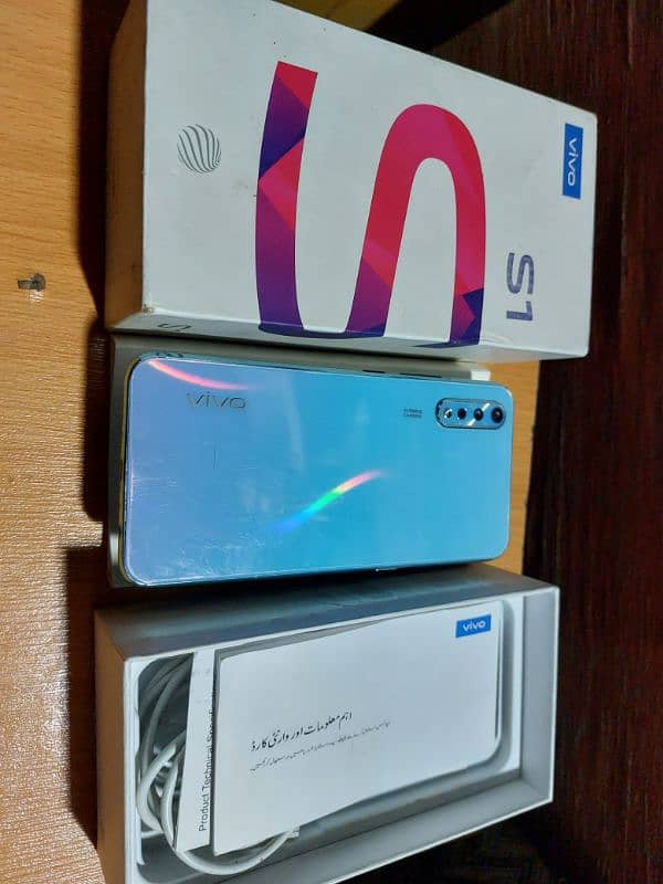 Vivo s1 4/128 official approved with Box 3