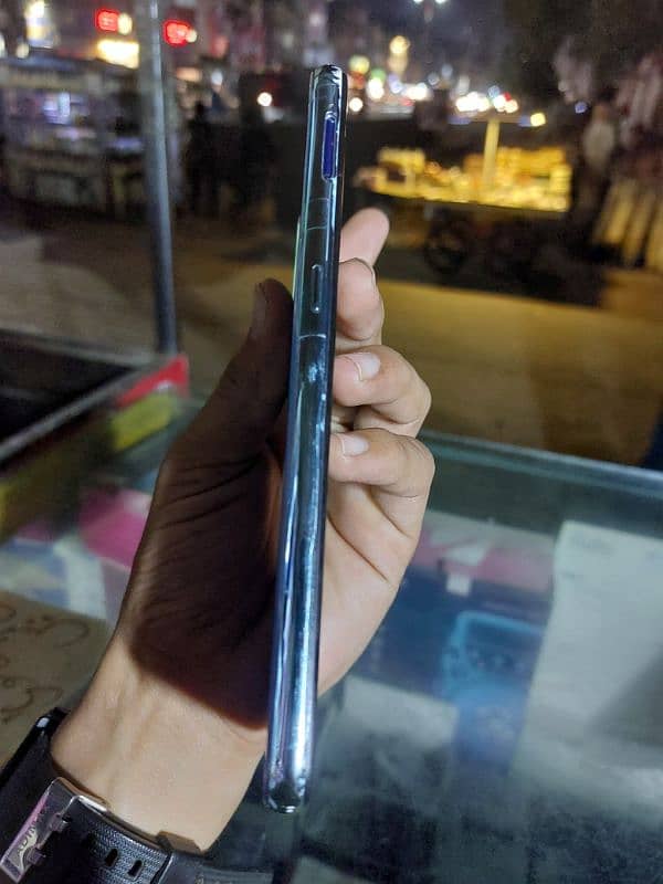 Vivo s1 4/128 official approved with Box 11