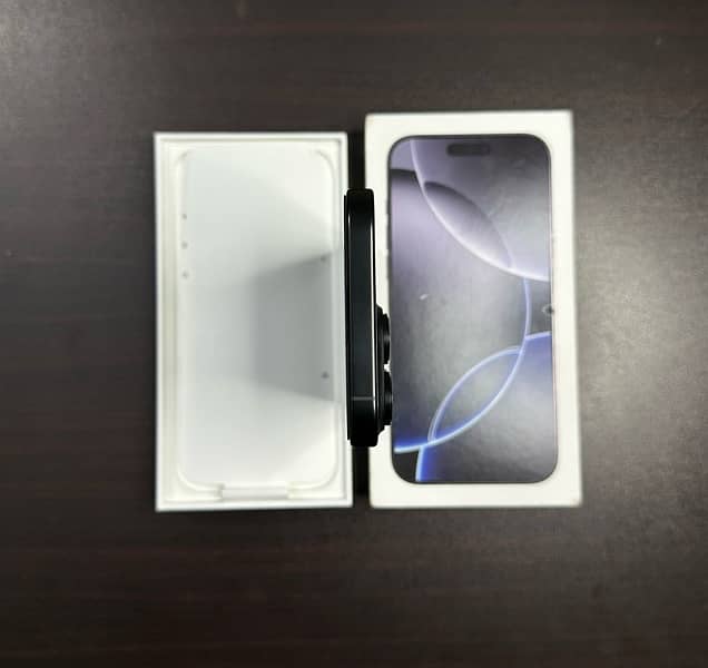 iPhone 16 Pro Max 256 GB Factory Unlocked with complete original box 4