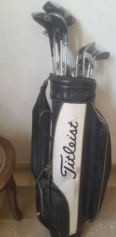 Golf wood and steel Clubs with original Titleist leather bag