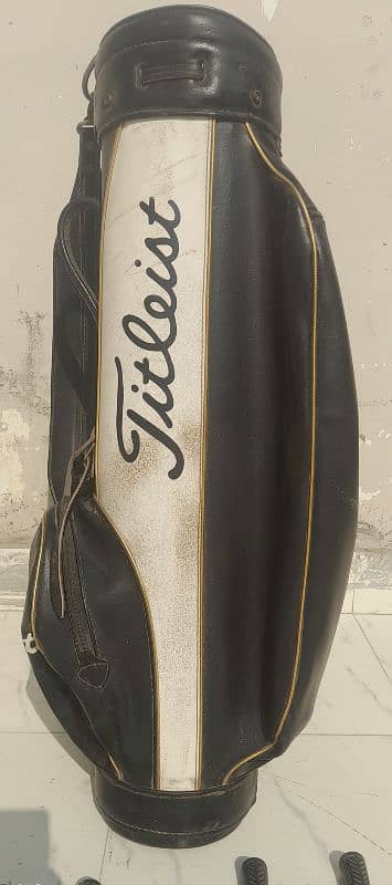 Golf wood and steel Clubs with original Titleist leather bag 3