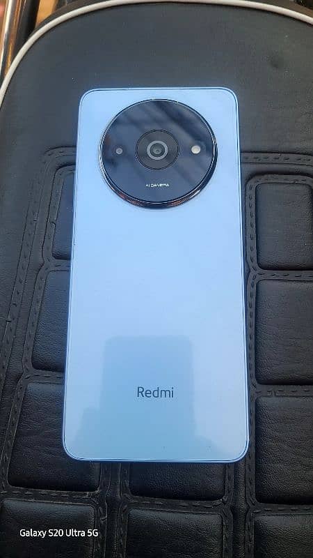 redmi a3 4/128 warranty 6 mah ki hey mukamal saman k sath dabba chargr 1