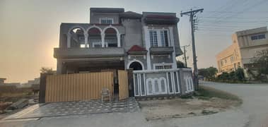 Brand New 1st Entry 10 Marla Independent House Triple Stroy 6beds 3Kitchens near UCP Shoukat Khanum Hospital Wapda Town Khyban e Jinnah Road LHR