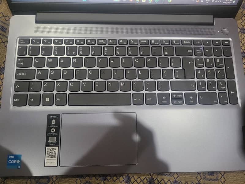 13th generation i3 Brand new Lenovo 5