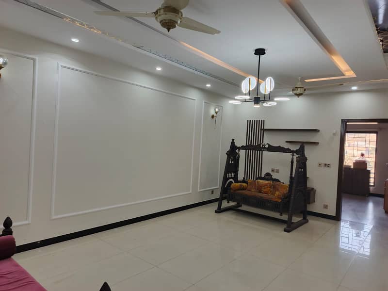 10 MARLA BEAUTIFUL HEIGHTED LOCATION HOUSE WITH 3 MARLA LAWN FOR SALE IN OVERSEAS 2 16