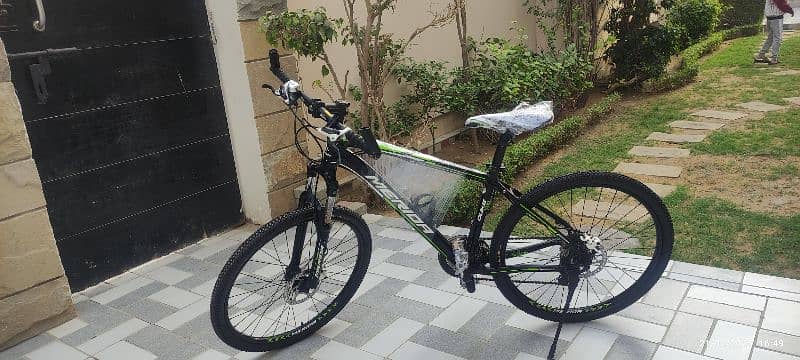 Merida Duke 570 , Size 26, Shimano Hydraulic Braking System 4