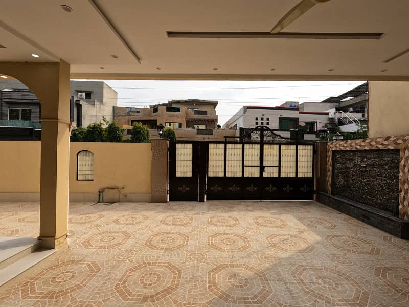 Owner Built Brand New 1 Kanal Furnished House PIA Society Near Wapda Town Main Boulevard LHR 43