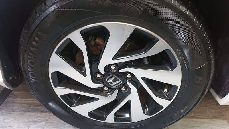 Honda Civic VTi Oriel Prosmatec 2017 Total Genuine 6