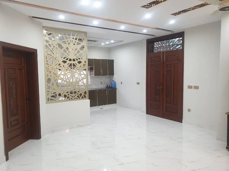 Brand New 10 Marla Upper Portion With Gas Available Near UCP Shoukat Khanum Wapda Town LHR 1