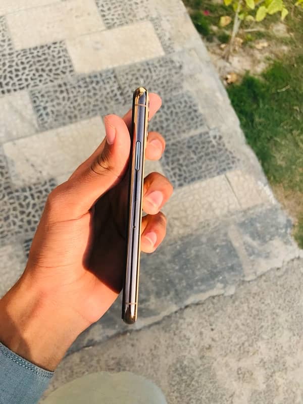 iPhone 11 Pro Factory unlock 64GB 1