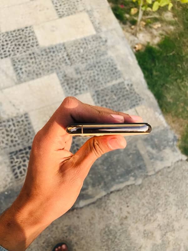 iPhone 11 Pro Factory unlock 64GB 3