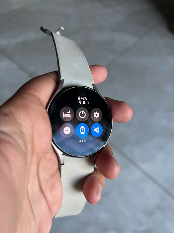 Samsung Galaxy Watch 4 (44mm) Grey 4