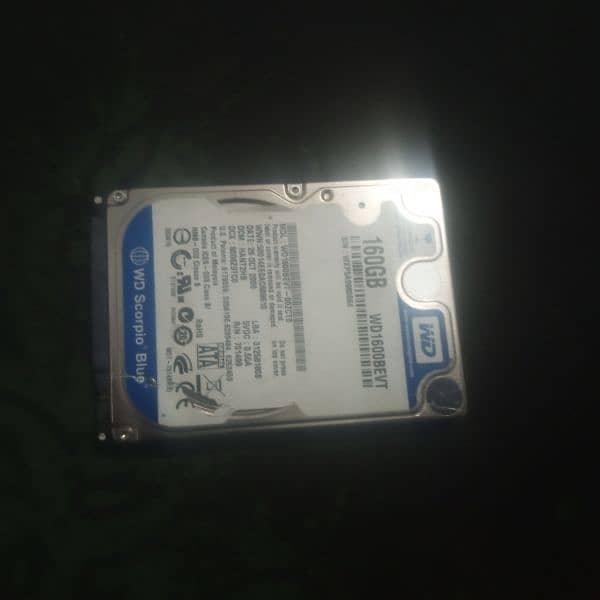 160 GB hard drive WD1600BEVT 1