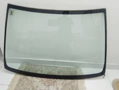 wind screen Corolla 2005