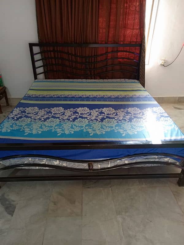 king size Iron Bed 4