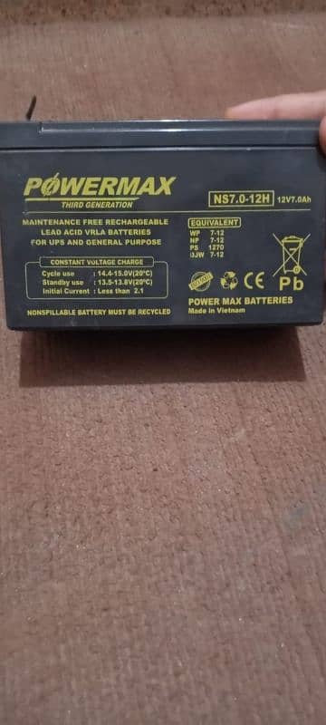 Battery 12 VOLT (07 ampere) with charger 3