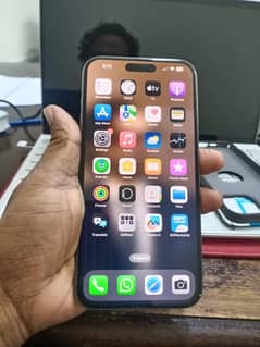 iphone 15 Pro Max neat n clean