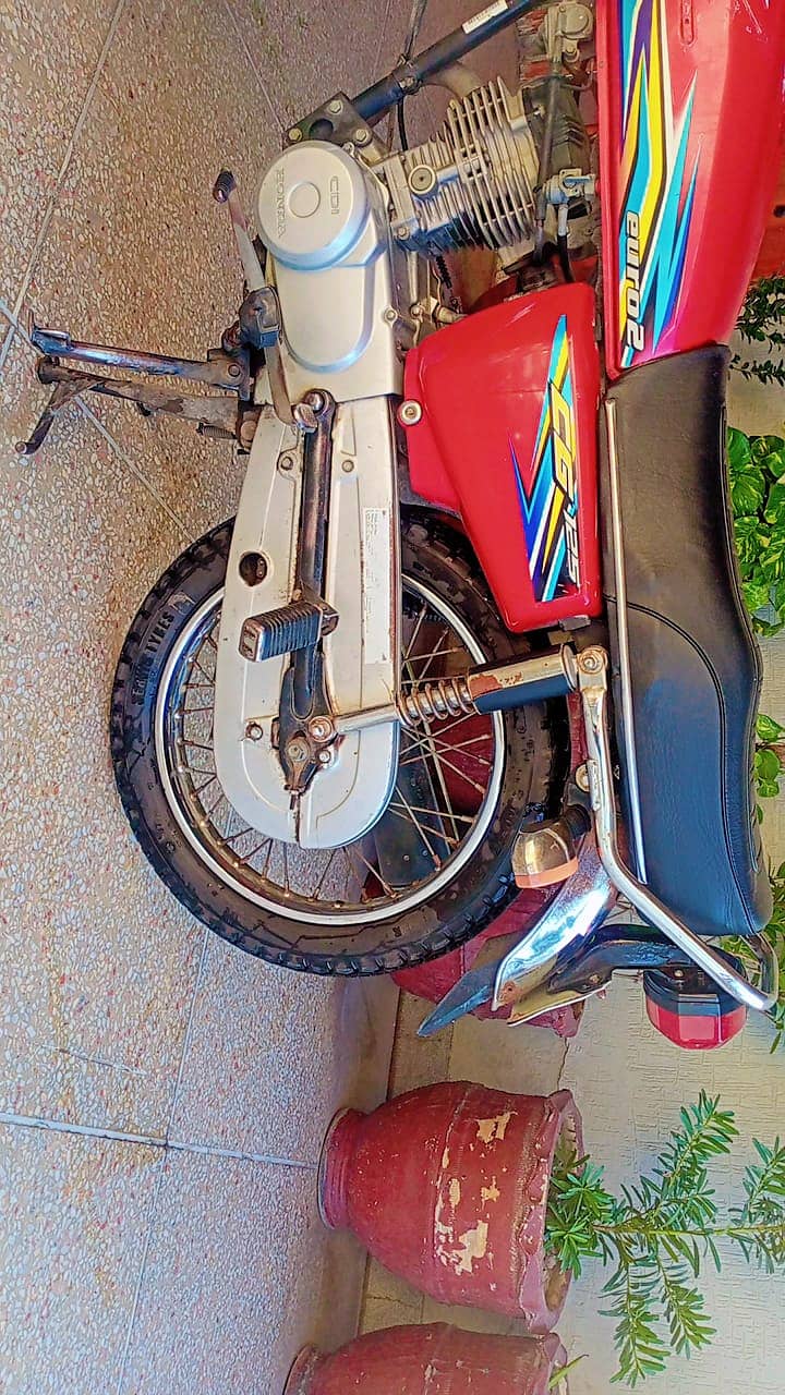 Honda CG 125 2018 3