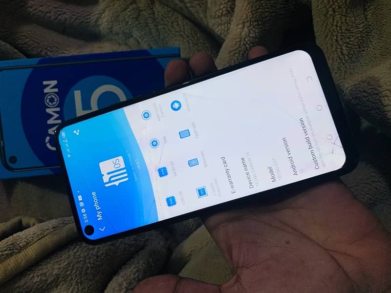 tecno camon 15 4/64 with box pta official aprovd need cash 03240069071 2