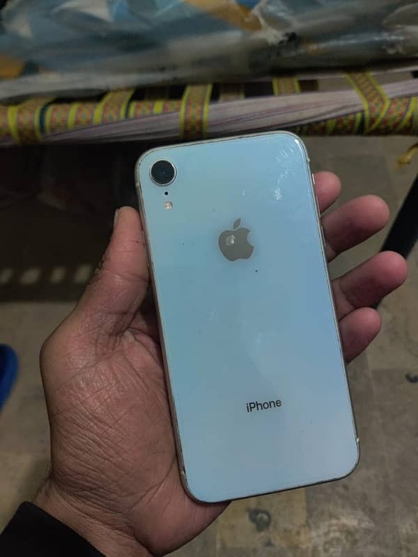 IPhone XR - Factory unlock 3