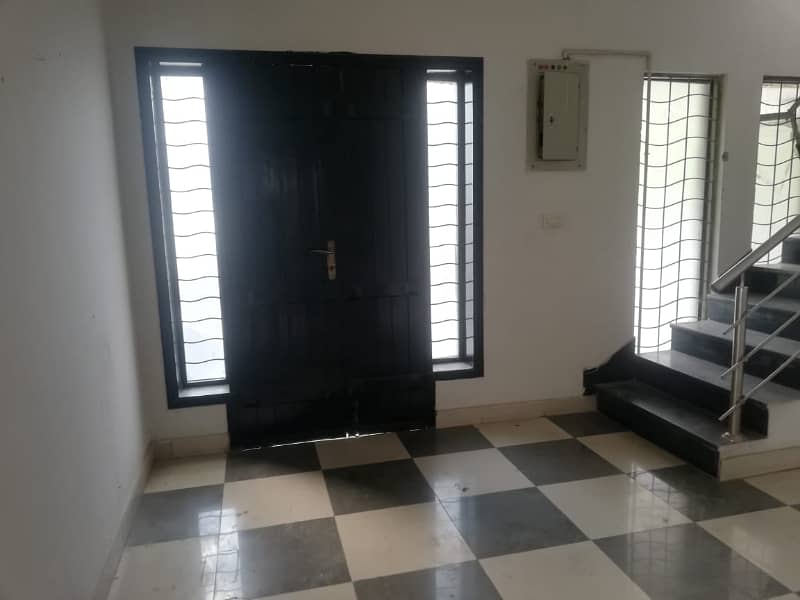 Askari 11, Sector A, 10 Marla, 04 Bed, FACING PARK, Luxury House For Sale. 0