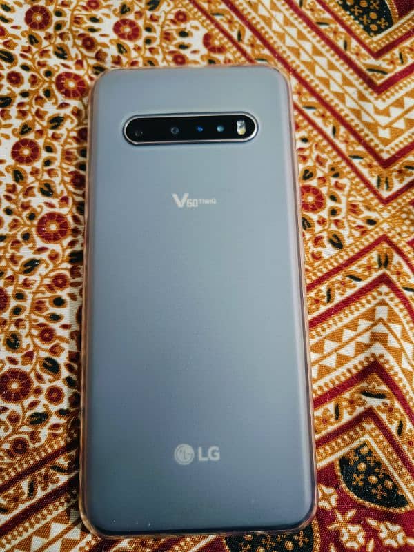 LG V60 ThinQ 5G 8/128 1