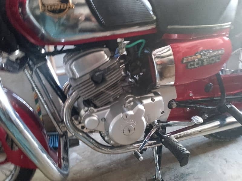 Honda 200cc road master 1