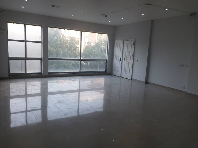 4 Marla Commercial Space in DHA Phase 5, Lahore 11