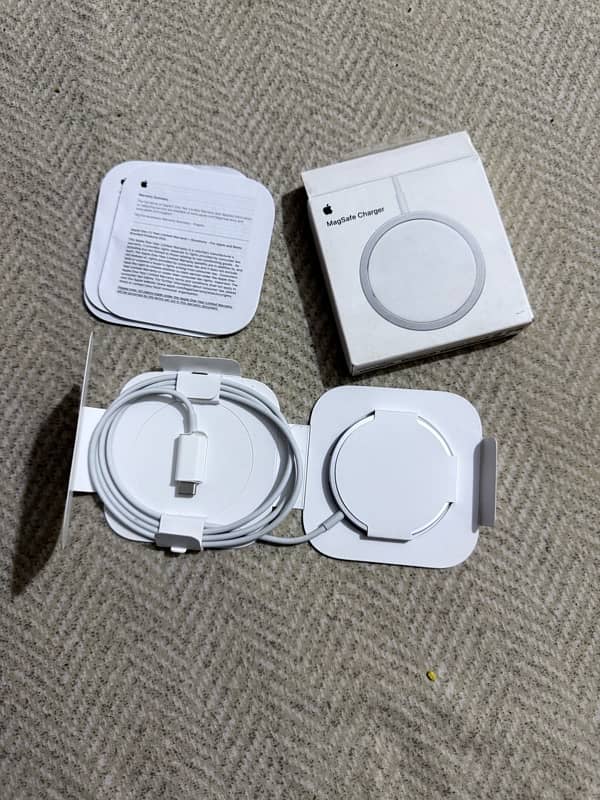 Apple Magsafe Wireless Charger 2