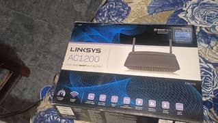 Linksys device urjant sale Model 6100 AC1200