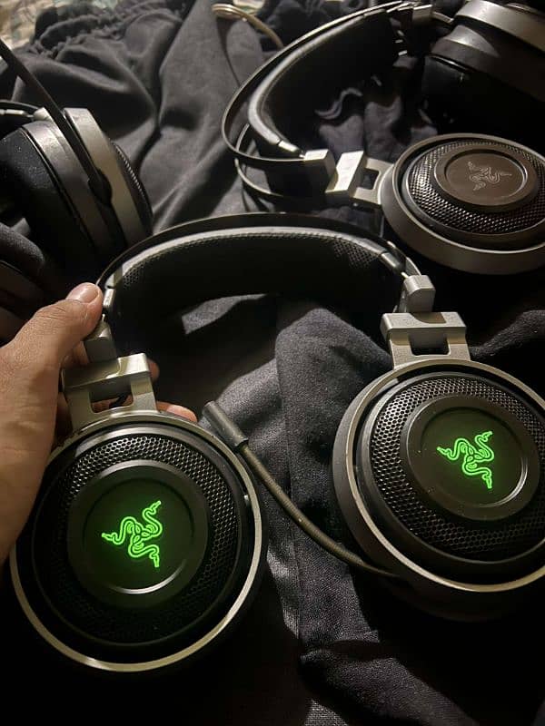 Razer Nari Ultimate Headphones 1