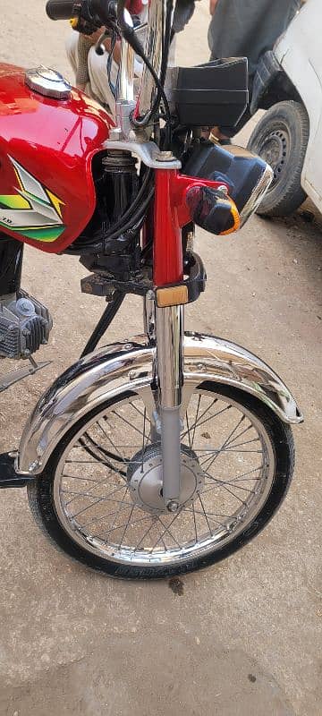 Honda 23 wala sticker bike ka model 5