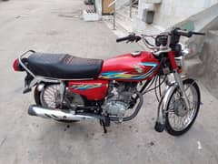 Honda 125 Red 2018