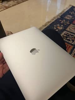 MacBook