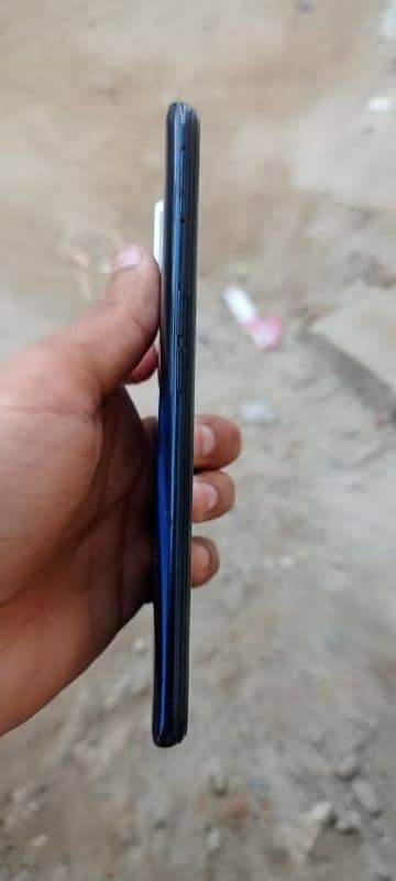 Oppo f15 8/128 4