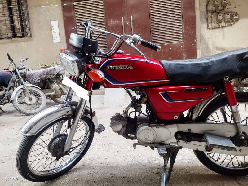 Honda bike 70 CDI model 1988 just buy and ride  contact me 03188264599 0