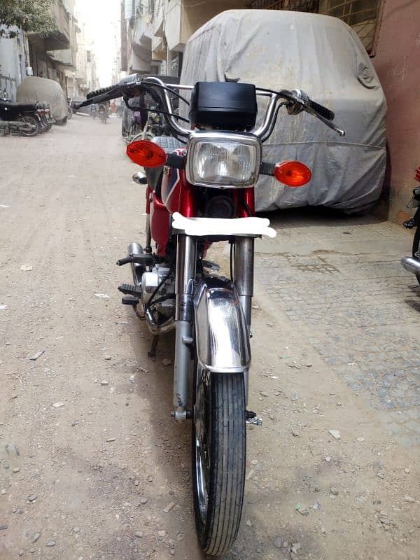 Honda bike 70 CDI model 1988 just buy and ride  contact me 03188264599 1