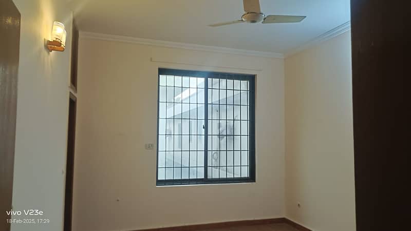 1 Kanal Lower Portion Is Available For Rent In Dha Phase 1 Near Main National Hospital 1