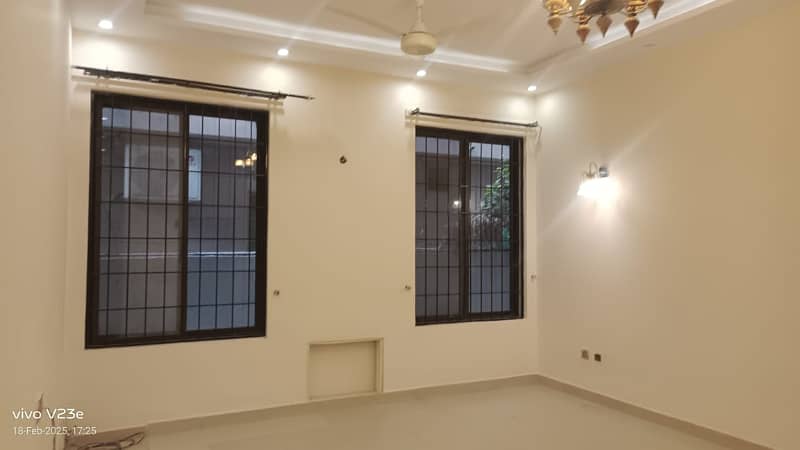 1 Kanal Lower Portion Is Available For Rent In Dha Phase 1 Near Main National Hospital 11