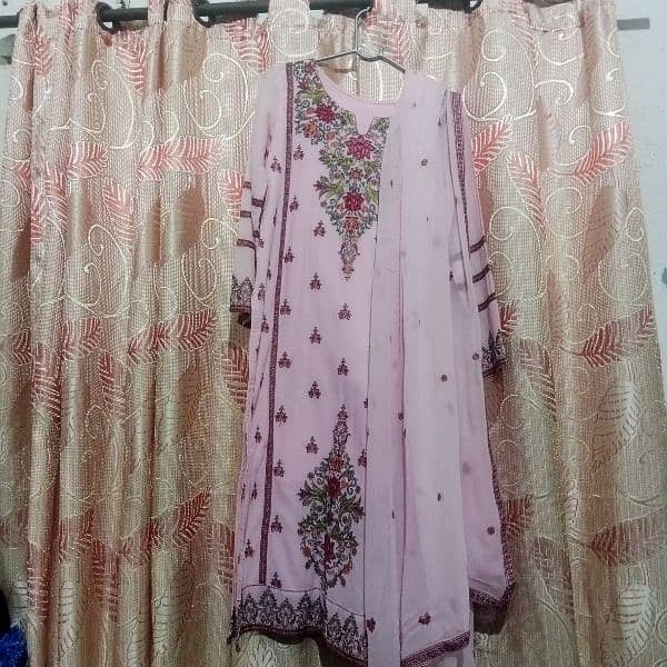 Swiss Lawn 3 pc ladies suit 5