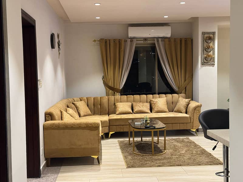 1 Bed Luxurious Fully Furnished Apartment For Rent 3