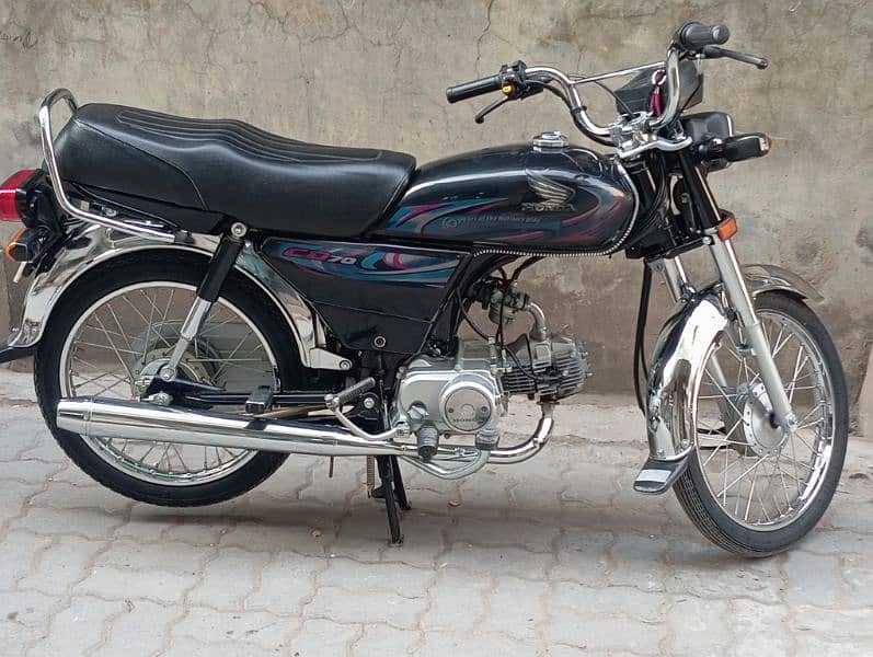 honda cd 70 black colour  open letter hai applied for 1