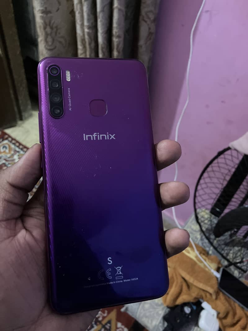 Infinix S5 Lite 6/128 1